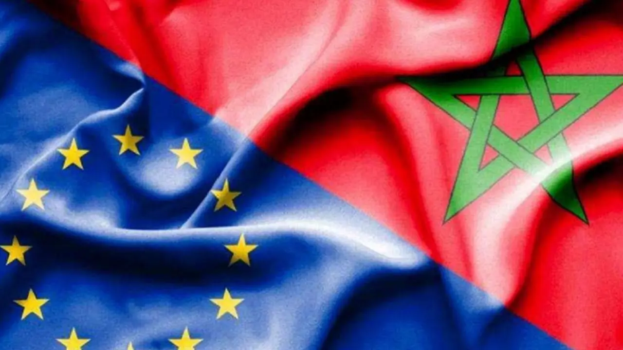 Banderas de la Unión Europea y Marruecos - PHOTO/ARCHIVO