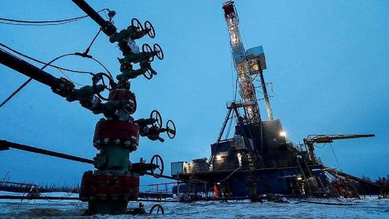 Plataforma de perforación en el campo petrolífero de Yarakta, propiedad de la Compañía Petrolera de Irkutsk (INK), en la región de Irkutsk (Rusia) - REUTERS/VASILY FEDOSENKO