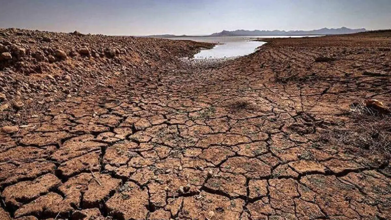 PHOTO/AFP - Presa de Al-Massira en el pueblo de Ouled Essi Masseoud, su embalse abastece de agua potable a varias ciudades.