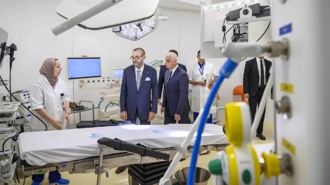 El rey de Marruecos inaugura el Hospital Universitario Mohammed VI en Tánger - PHOTO/MAP