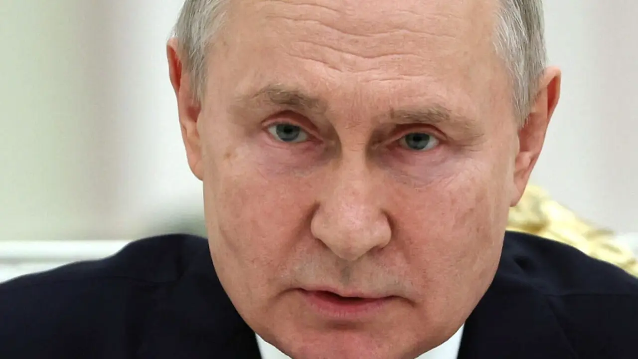 El presidente ruso, Vladimir Putin, asiste a una reunión con miembros del servicio en el Kremlin en Moscú, Rusia, el 27 de junio de 2023 - SPUTNIK/MIKHAIL TERESHCHENKO