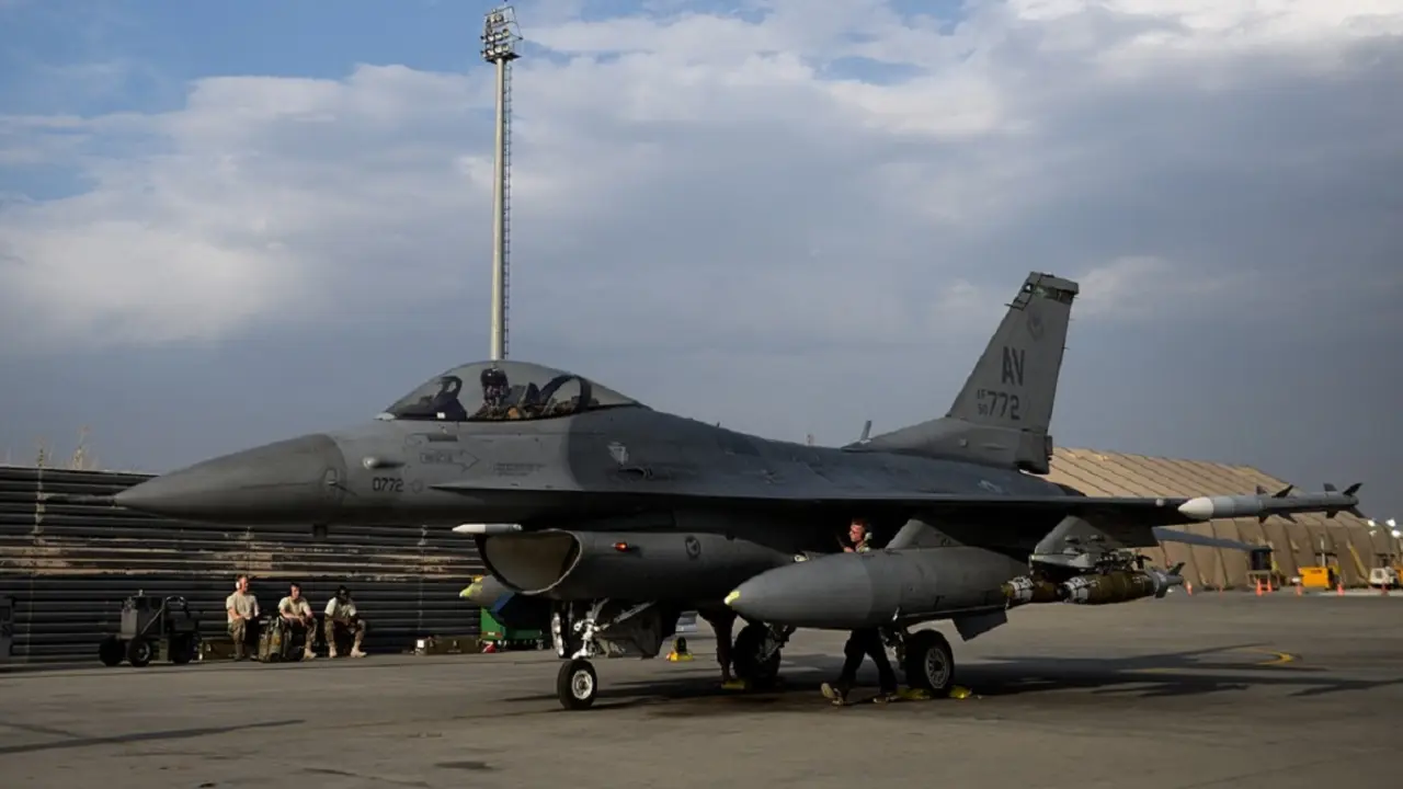 PIXABAY/Military_Material - Imagen de F 16, Usaf y Fuerza aérea de los Estados Unidos