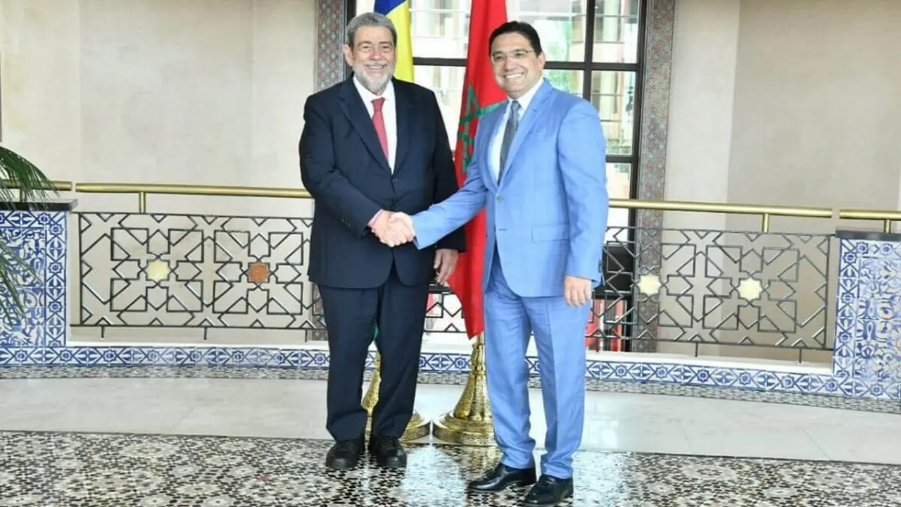 PHOTO/TWITTER/MAROC DIPLOMATIE/@MarocDiplomatie - Nasser Bourita, el primer ministro marroquí junto al primer ministro de San Vicente y las Granadinas, Ralph Everard Gonsalves