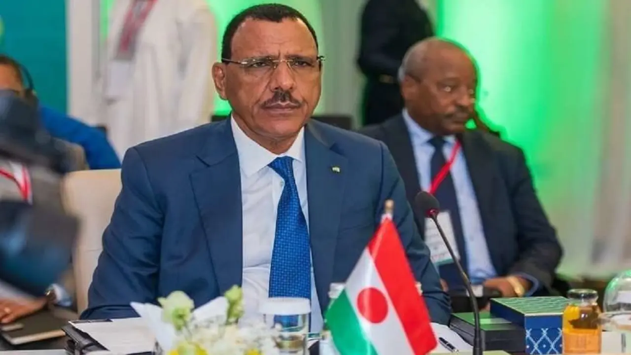 PHOTO/@PresidenceNiger - El presidente de Níger, Mohamed Bazoum