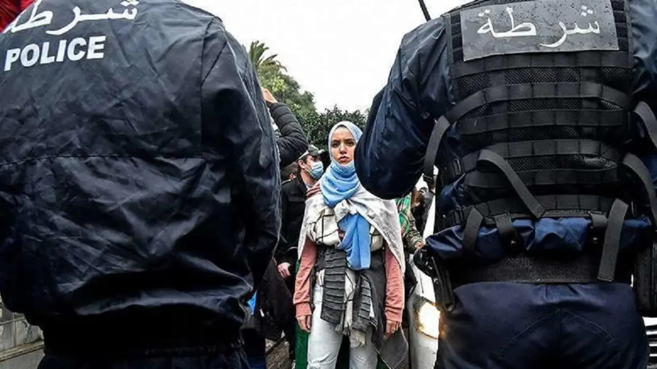 AFP/ RYAD KRAMDI – Imagen de policías argelinos
