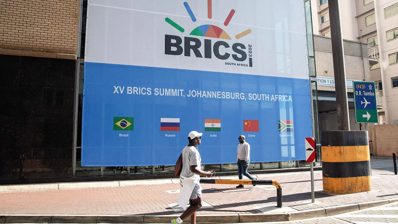 AFP/ GIANLUIGI GUERCIA - Los países BRICS, acrónimo de los cinco miembros Brasil, Rusia, India, China y Sudáfrica se reúnen durante tres días para una cumbre en Johannesburgo a partir del 22 de agosto de 2023
