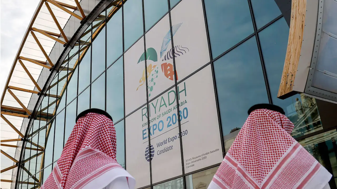 AFP/LUDOVIC MARIN - Grand Palais Ephemere para el evento de recepción de Riad 2030 para promover la candidatura de Riad para la Exposición Mundial 2030, en París el 19 de junio de 2023