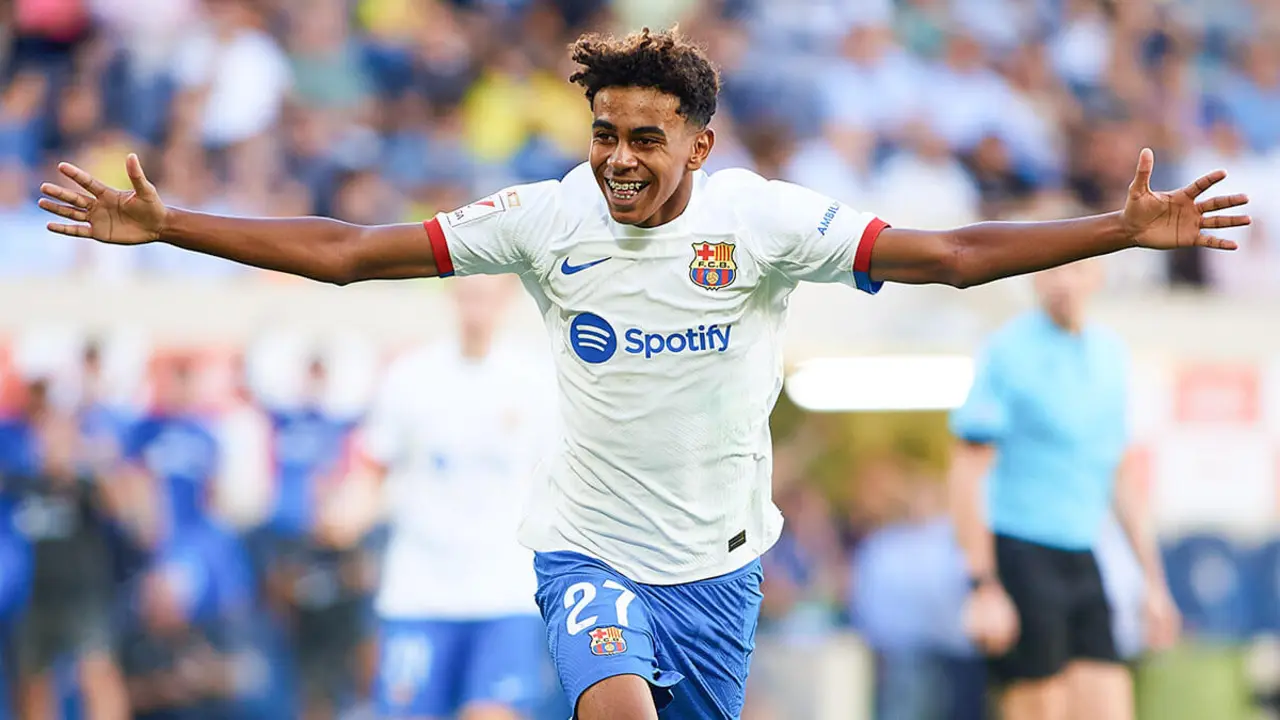 Lamine Yamal del FC Barcelona durante el partido de LaLiga EA Sports entre el Villarreal CF y el FC Barcelona en el Estadio de la Ceramica, 27 de agosto de 2023
Photo/David Aliaga/NurPhoto) (Photo by David Aliaga / NurPhoto / NurPhoto via AFP