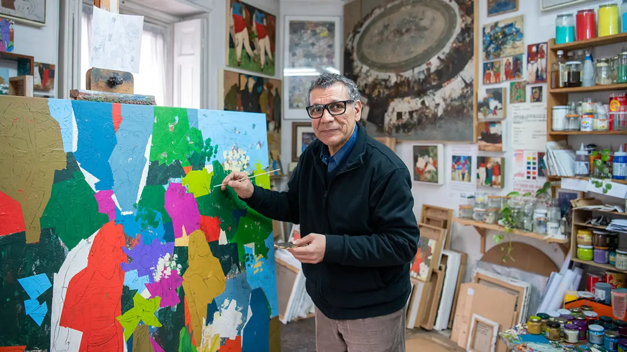 PHOTO/GUILLERMO LÓPEZ - Hace casi cuatro décadas, el artista plástico Hanoos Hanoos cambió su Irak natal por Madrid