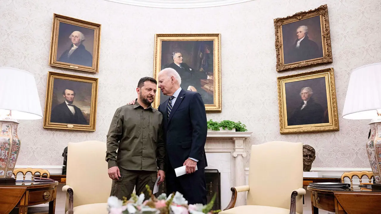 El presidente estadounidense Joe Biden se reúne con el presidente ucraniano Volodymyr Zelensky en la Oficina Oval de la Casa Blanca en Washington, DC, el 21 de septiembre de 2023
AFP/JIM WATSON