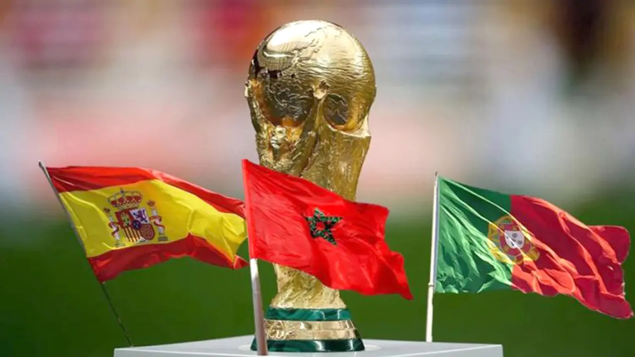 PHOTO/FILE - La FIFA concede a la candidatura española, junto con Portugal y Marruecos, la organización del torneo