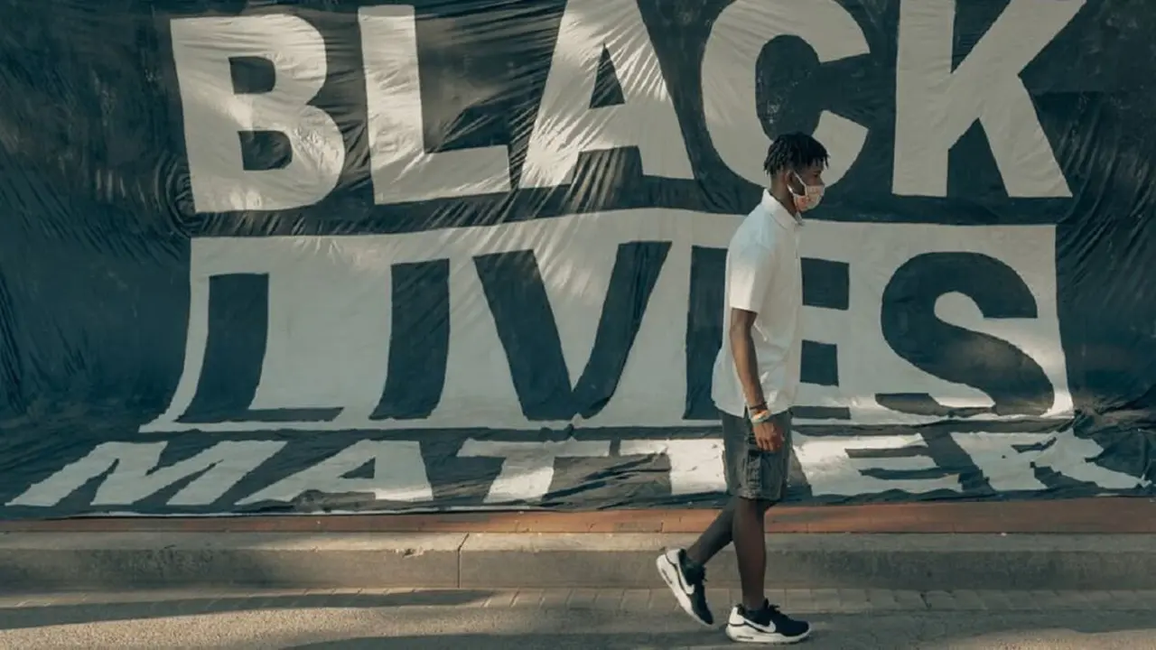 © Unsplash/Clay Banks - El movimiento social “Black Lives Matter” busca poner fin al racismo en Estados Unidos