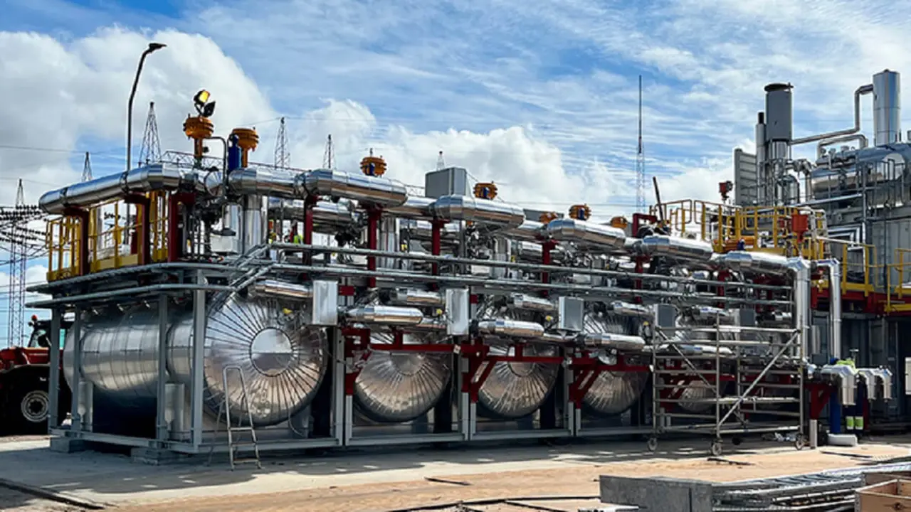 La solución de almacenamiento de energía térmica de Kyoto, Heatcube, instalada en una central eléctrica en Dinamarca
Desde Iberdrola controlaremos el 12,8 % del capital de la firma de baterías térmicas tras realizar una inversión de tres millones de euros