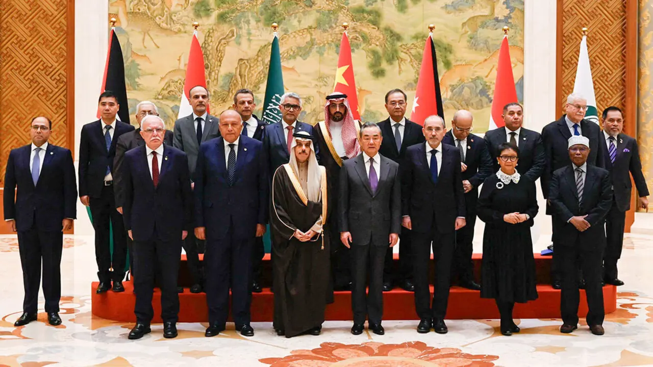 Reunión de ministros de Relaciones Exteriores de naciones árabes y de mayoría musulmana en la Casa de Huéspedes Estatal Diaoyutai en Beijing el 20 de noviembre de 2023
AFP/PEDRO PARDO