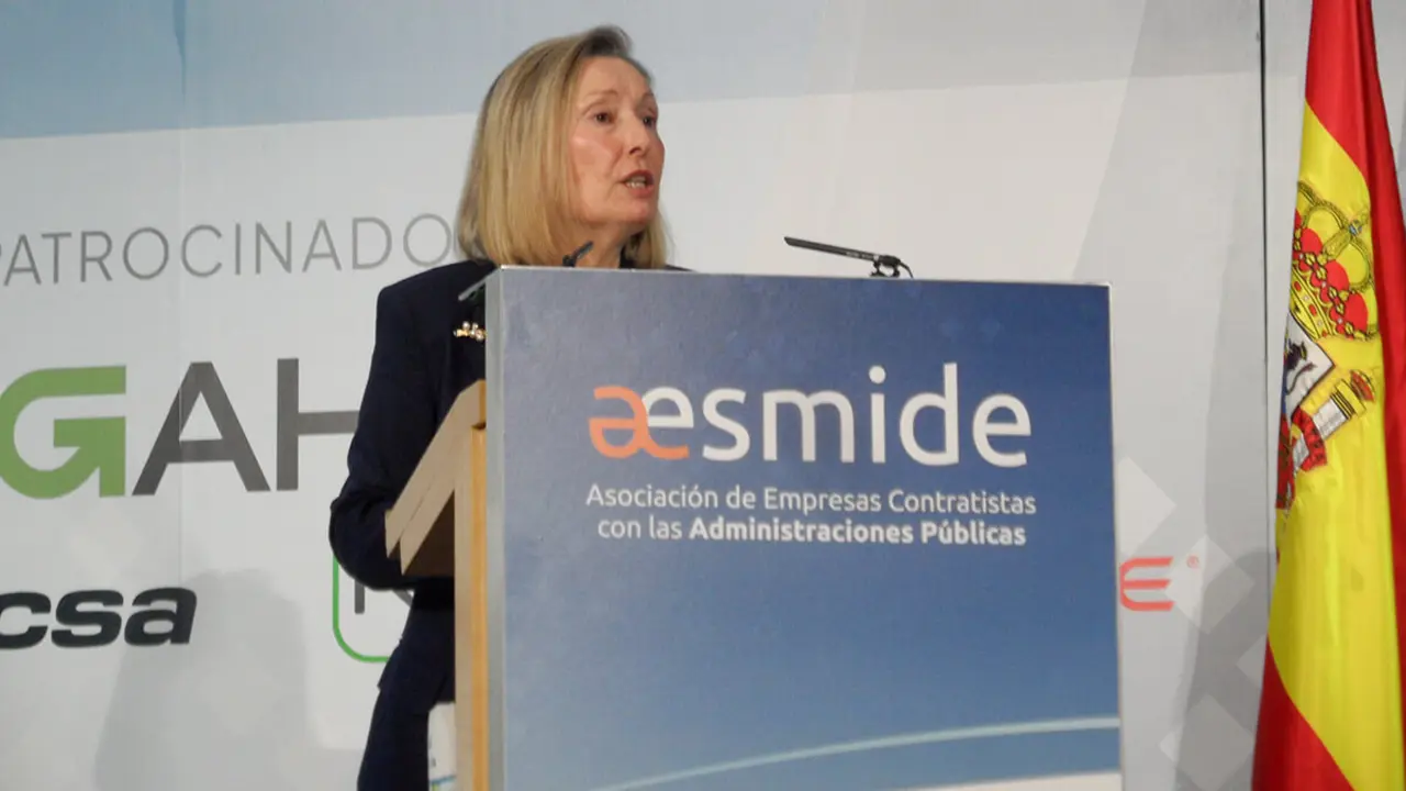 PHOTO/JPons - La secretaria de Estado ha demandado que la industria esté a la altura del nuevo ciclo inversor que se va a iniciar en el próximo ejercicio económico y ha pedido a sus directivos una mayor ambición