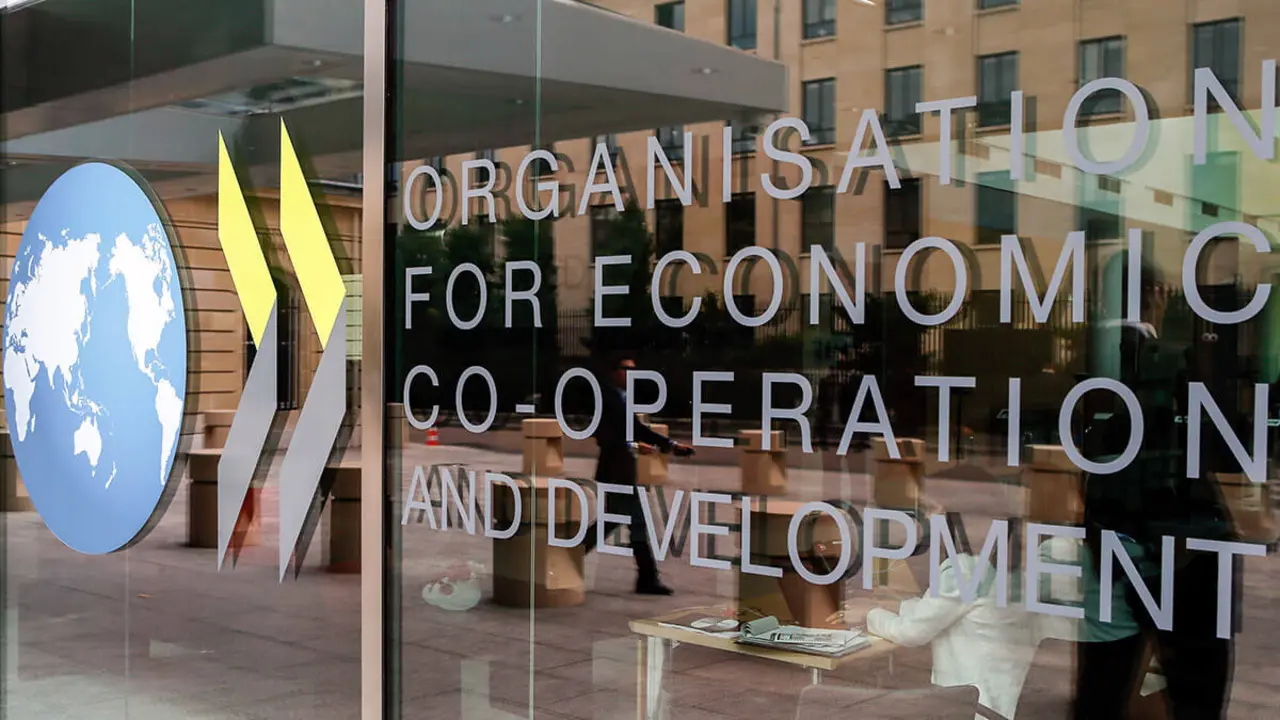 AP/FRANCOIS MORI - Sede de la Organización para la Cooperación y el Desarrollo Económico (OCDE) en París
