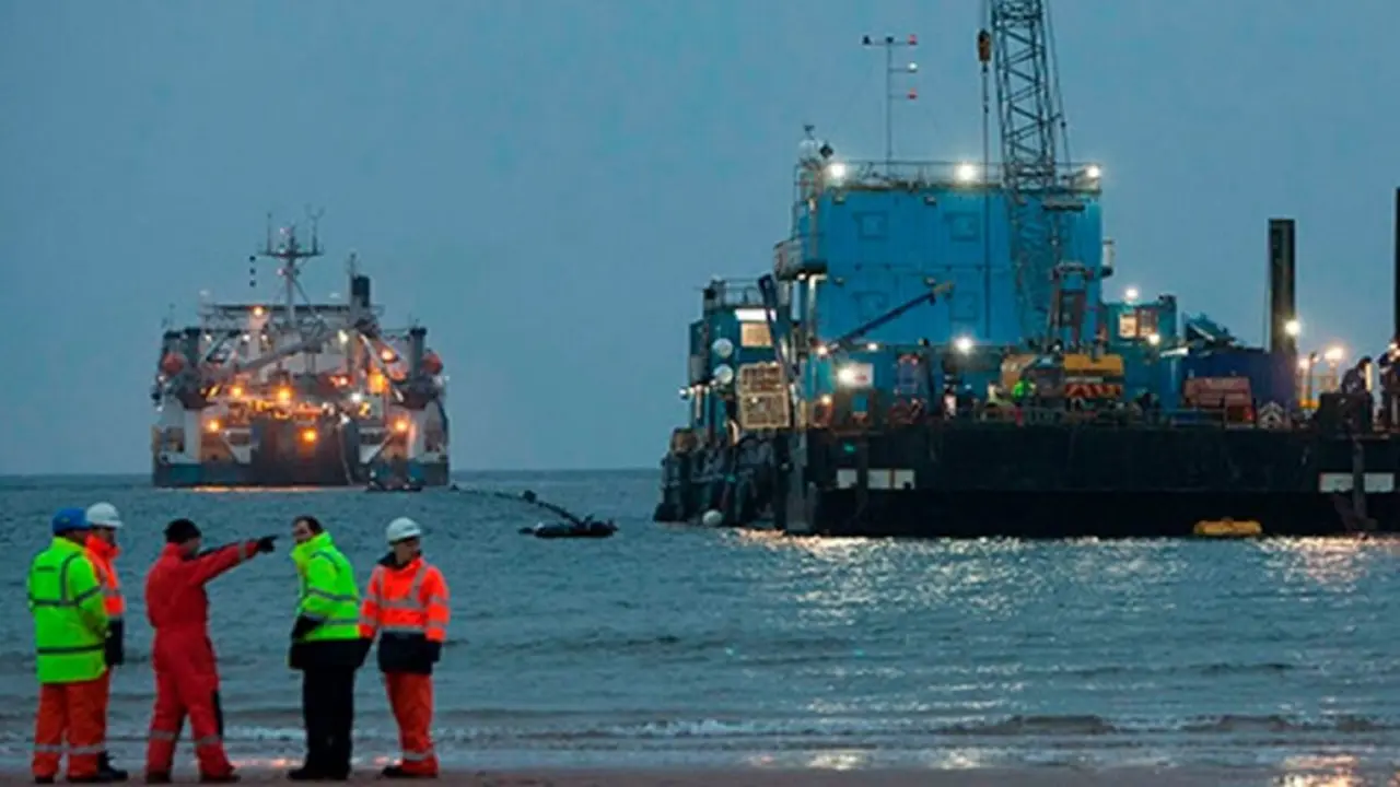 Buque para la instalación del cable submarino del proyecto Western Link