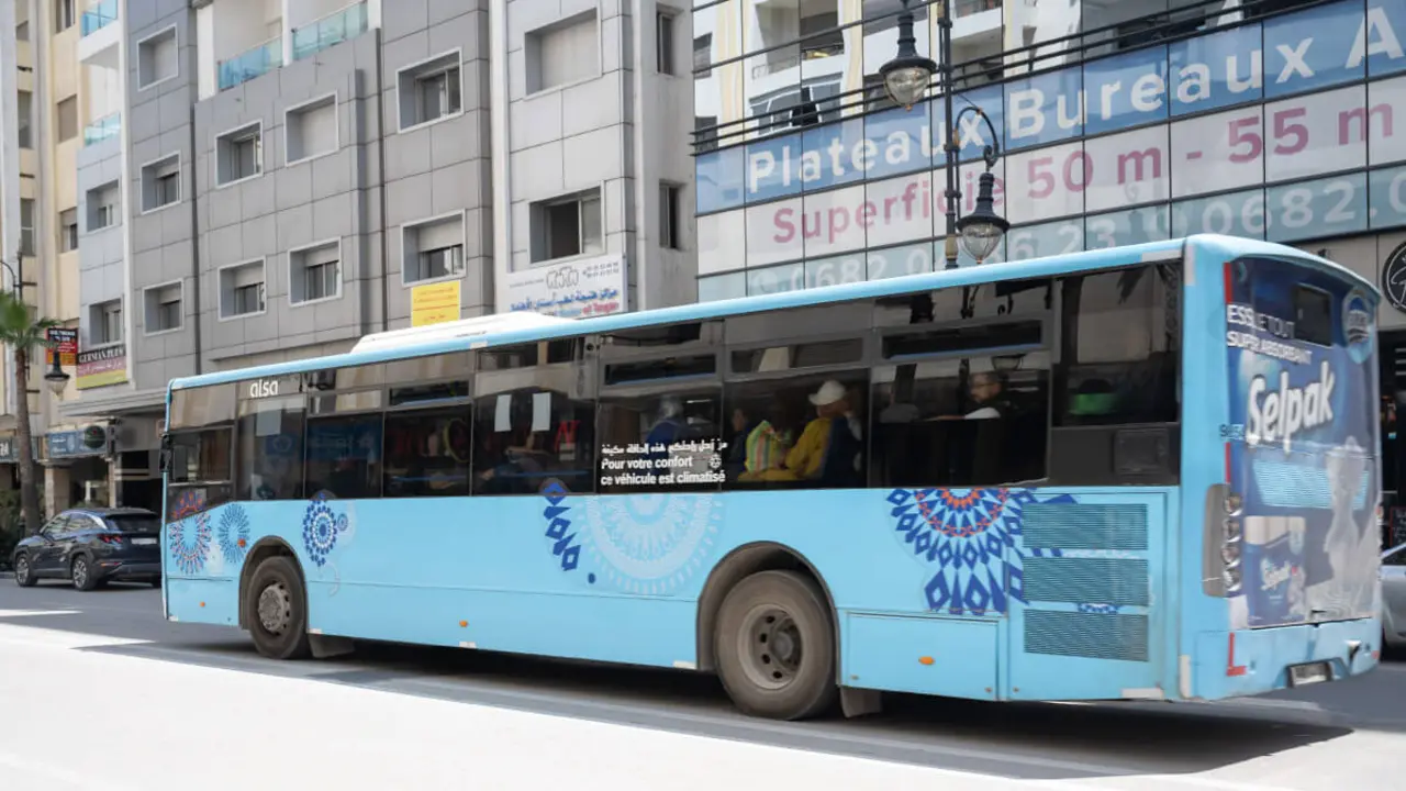 Autobús interurbano de la compañía Alsa  - PHOTO/ATALAYAR