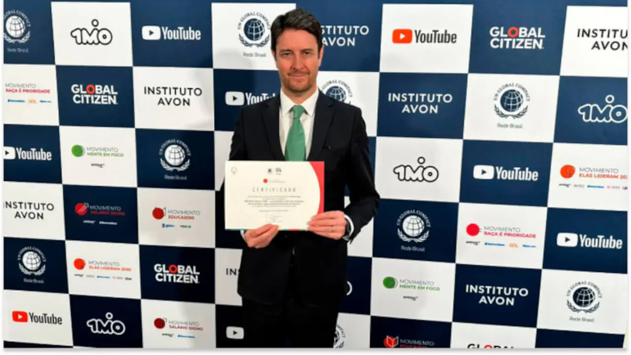 Eduardo Capelastegui, CEO de Neoenergia, en la ceremonia de entrega de premios en Nueva York