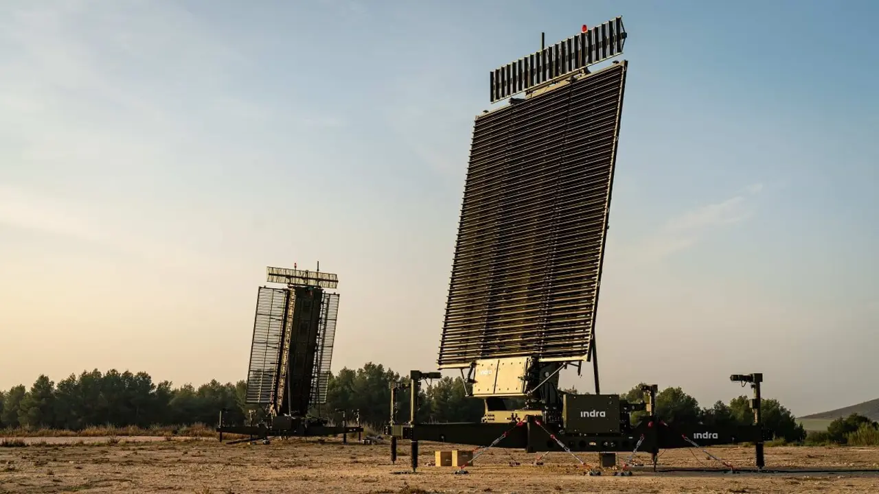 Indra Radar Lanza LTR-25