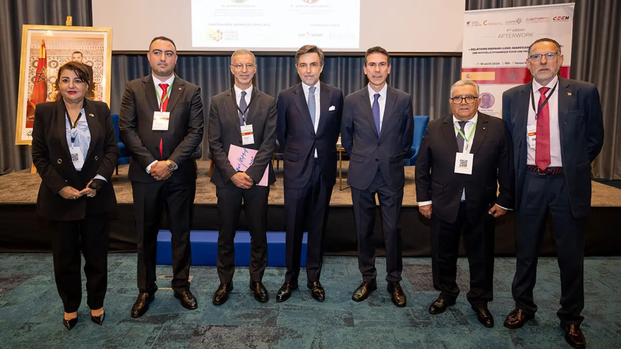 Foto de familia del evento Afterwork Marruecos-España-Portugal - PHOTO/ATALAYAR