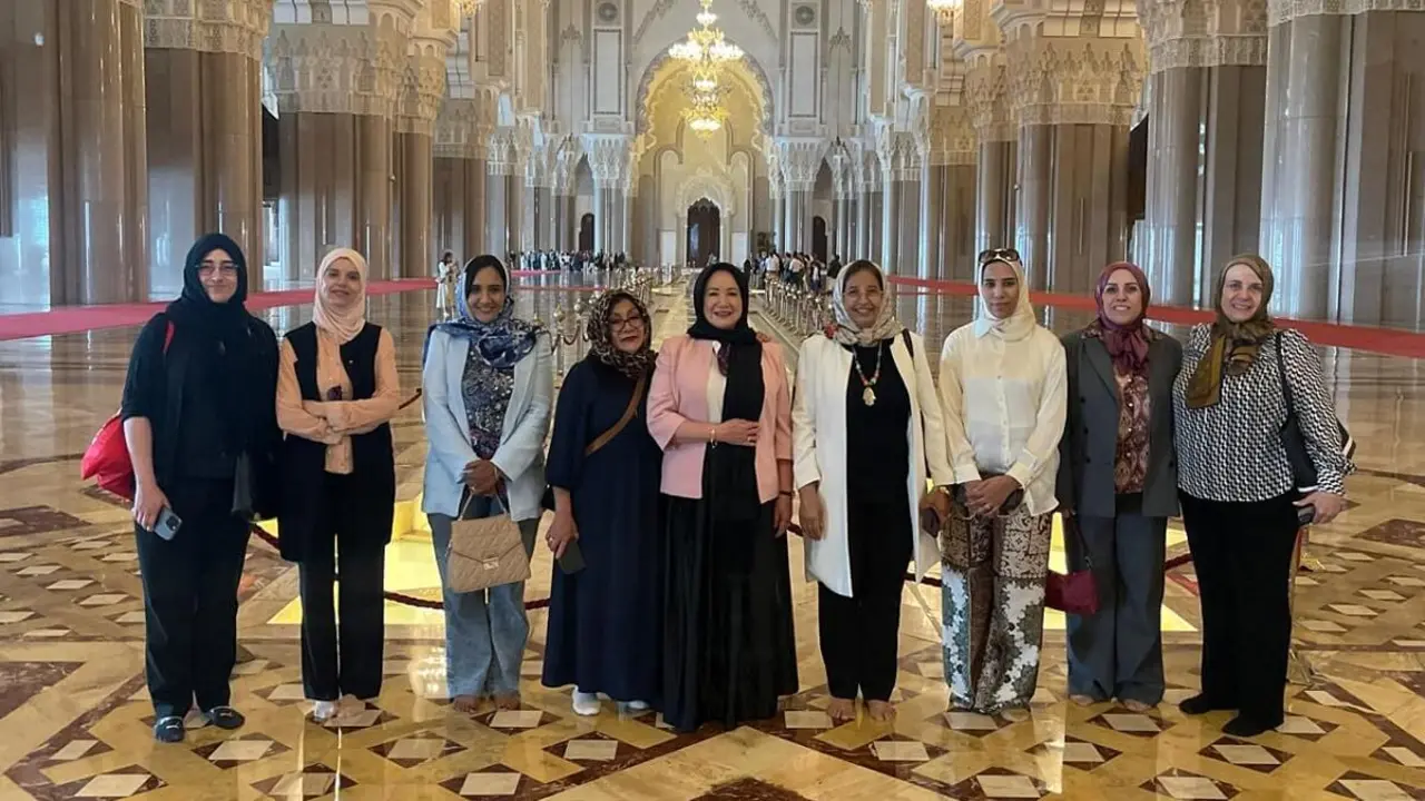Visita grupal con Yasmine Esquivel Mossa a la Mezquita Hassan II