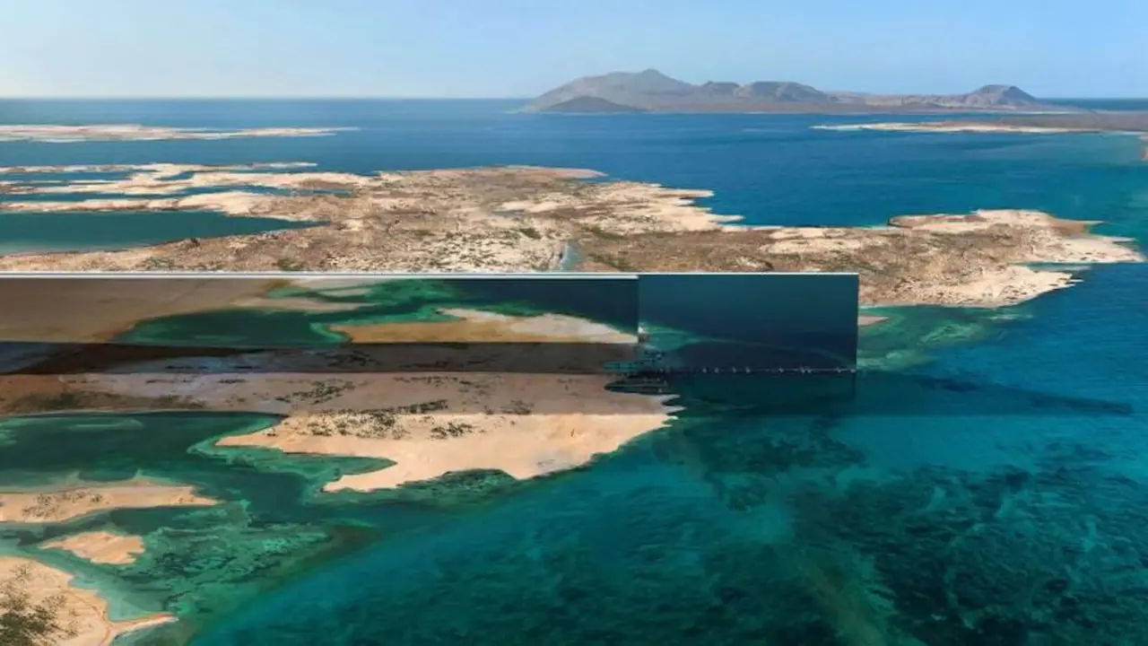 Una imagen de archivo muestra el plano de diseño de las estructuras paralelas de 500 metros de altura, conocidas colectivamente como The Line, en el corazón de la megaciudad del mar Rojo NEOM – PHOTO/AFP