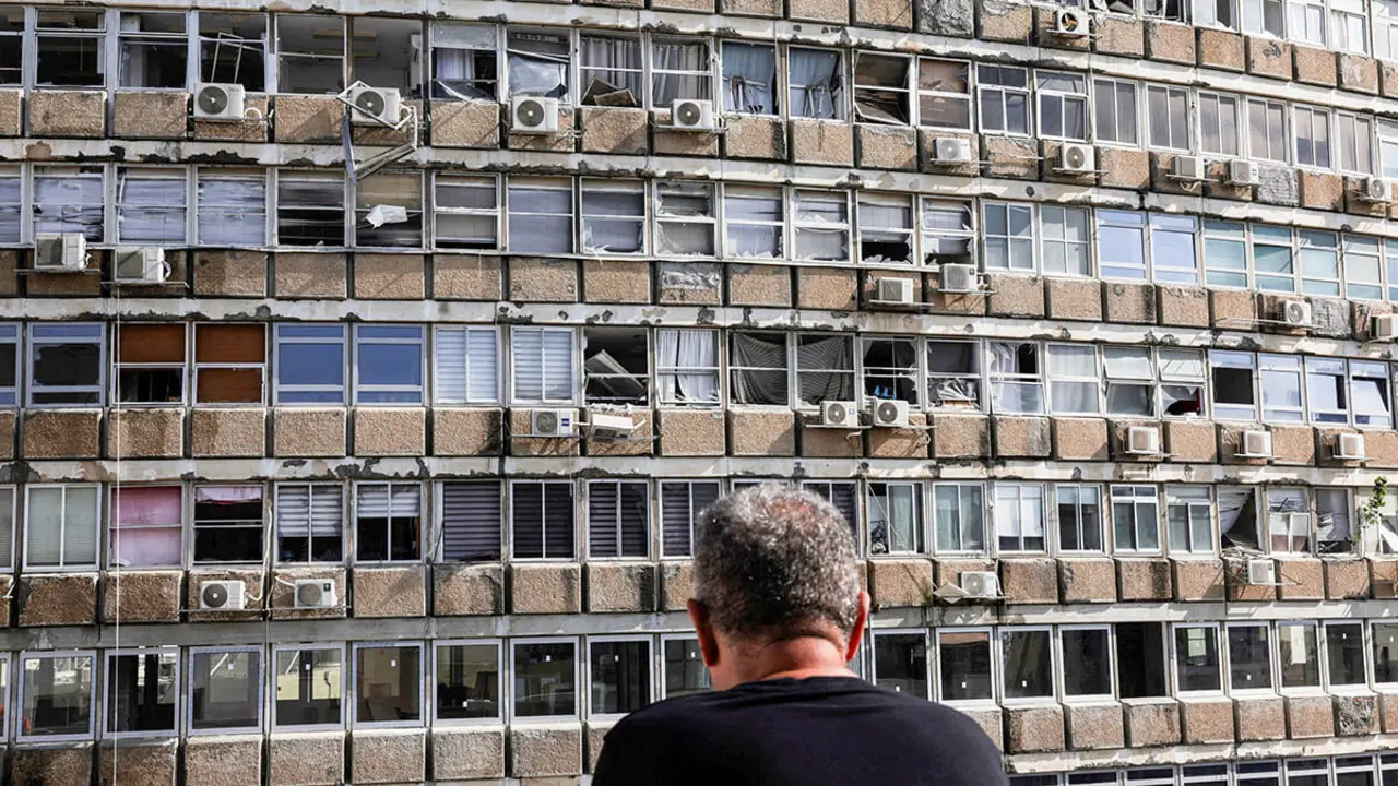 Edificio dañado en Tel Aviv, Israel, el 19 de julio de 2024 - REUTERS/RICARDO MORAES