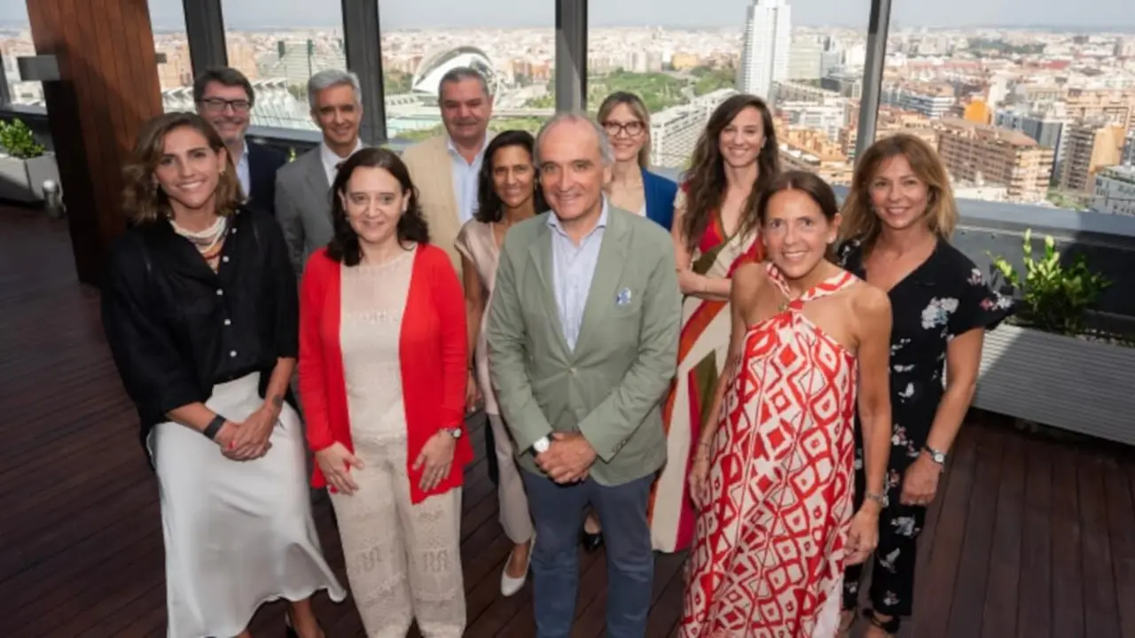 <p>Foto de familia del acuerdo</p>
