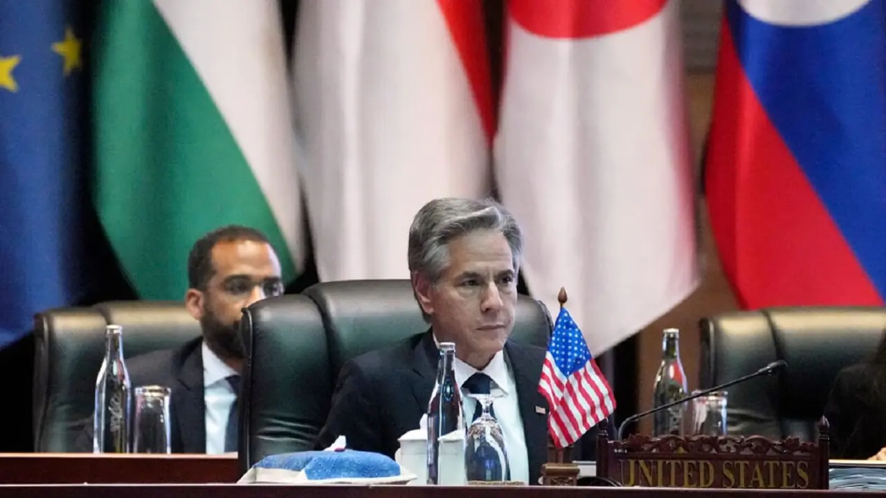 El secretario de Estado de EE. UU., Antony Blinken, asiste al 31º Foro Regional de la ASEAN en la 57ª Reunión de Ministros de Asuntos Exteriores de la Asociación de Naciones del Sudeste Asiático (ASEAN) en Vientián, el 27 de julio de 2024 – PHOTO/Achmad Ibrahim/POOL/AFP