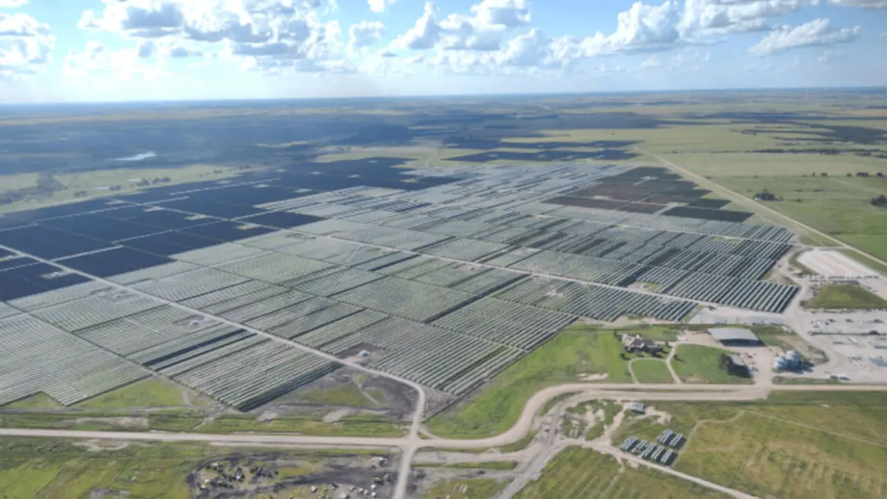 <p>Planta fotovoltaica True North</p>
