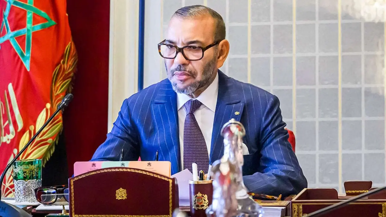 El rey de Marruecos, Mohamed VI, preside una reunión de trabajo dedicada - PHOTO/MAP