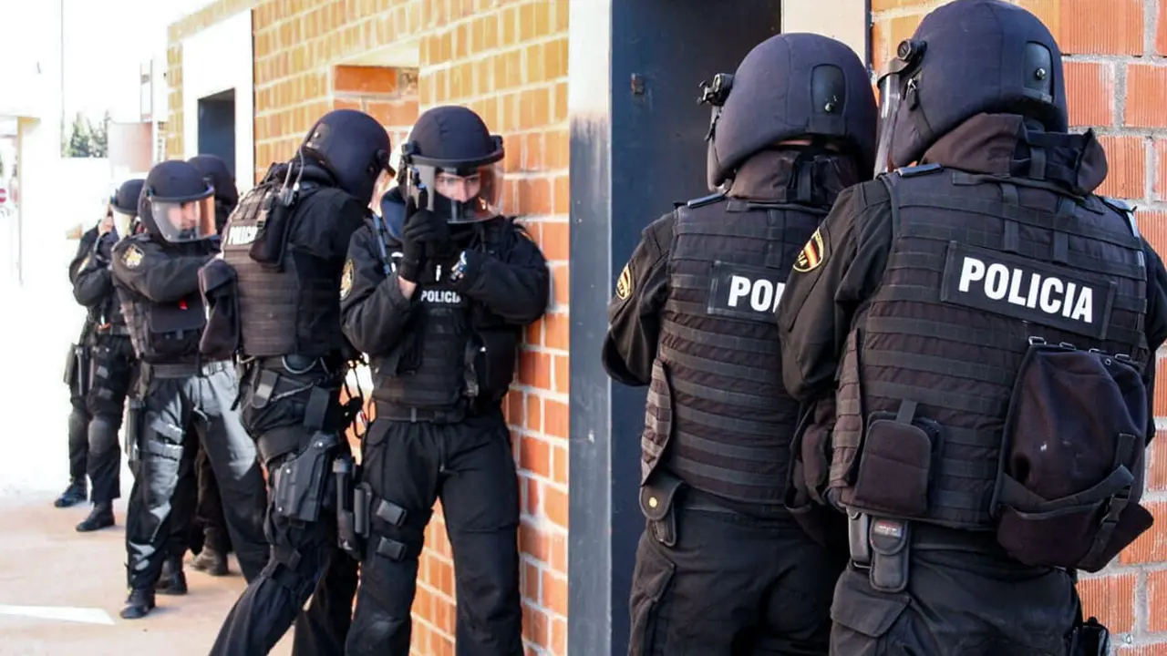 Miembros del GEO de la Policía Nacional Española - PHOTO/POLICIA NACIONAL