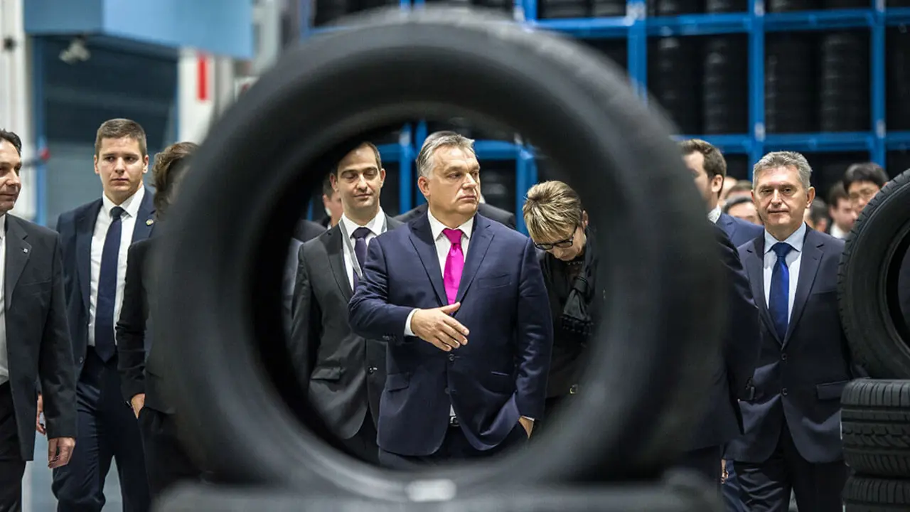 La principal ambición del primer ministro Víktor Orbán, no está en el transporte por vía terrestre sino mucho más allá, en la industria espacial -&nbsp;PHOTO/Cabinet Office Prime Minister Hungary