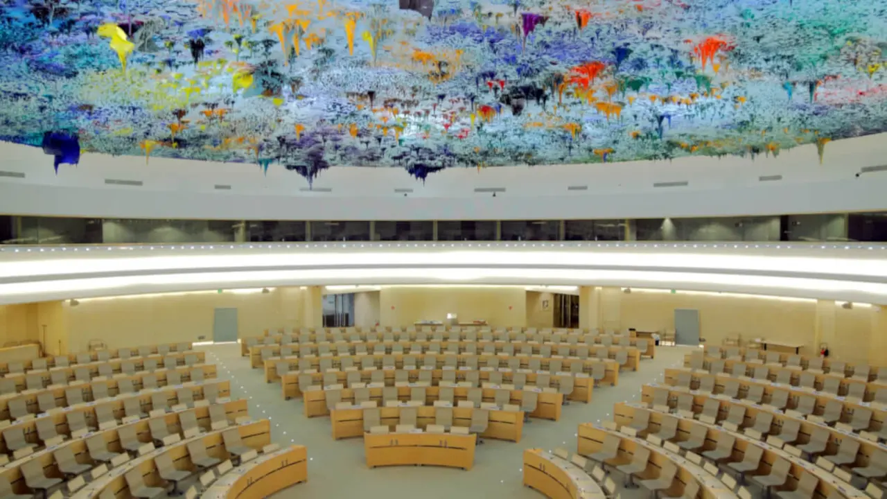 Imagen del interior del “Palais des Nations” (Palacio de las Naciones Unidas) está ubicado en medio del Ariana Park a orillas del lago de Ginebra - <a href="https://depositphotos.com/es/?/ ">DEPOSITPHOTOS</a>