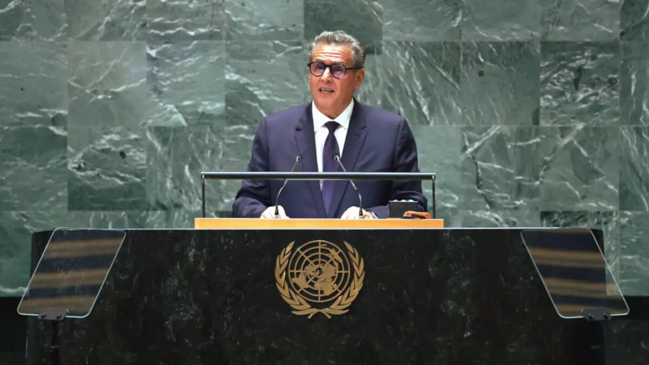 <p>El primer ministro de Marruecos, Aziz Akhannouch, habla durante la 79ª sesión de la Asamblea General de las Naciones Unidas en la sede de las Naciones Unidas en la ciudad de Nueva York el 24 de septiembre de 2024 - AFP/ CHARLY TRIBALLEAU</p>
