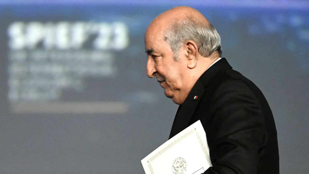 El presidente argelino Abdelmadjid Tebboune asiste a una sesión del Foro Económico Internacional de San Petersburgo (SPIEF) en San Petersburgo, Rusia, el 16 de junio de 2023 - RIA NOVOSTI/ PAVEL BEDNYAKOV vía REUTERS