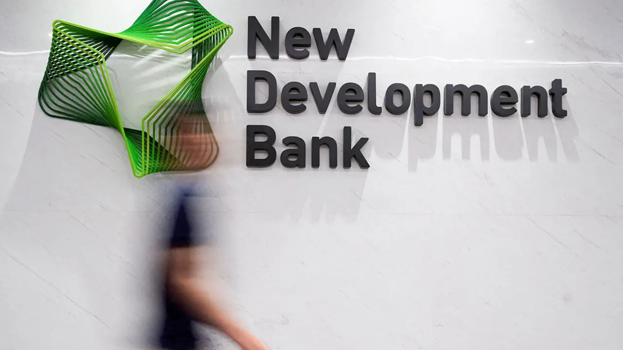 Logotipo del Nuevo Banco de Desarrollo (NDB) en su sede en Shanghái - REUTERS/ALY SONG