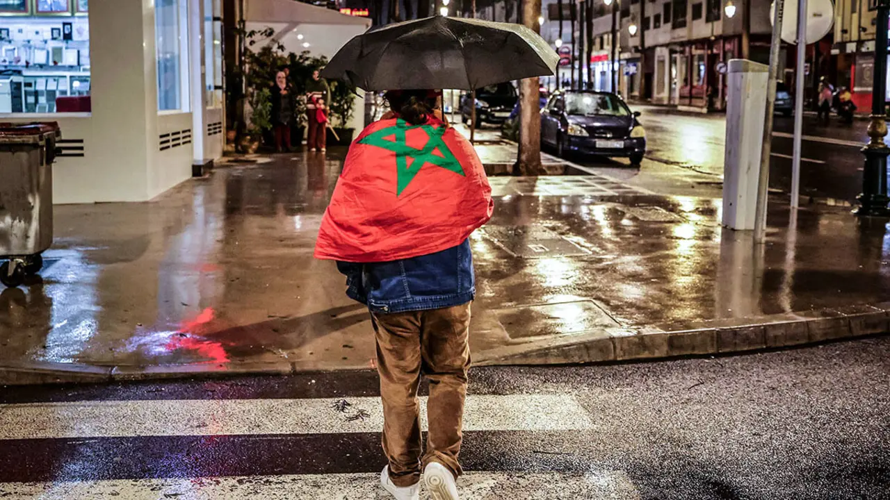 <p>Lluvia en la capital marroquí, Rabat - AFP/ FADEL SENNA&nbsp;</p>
