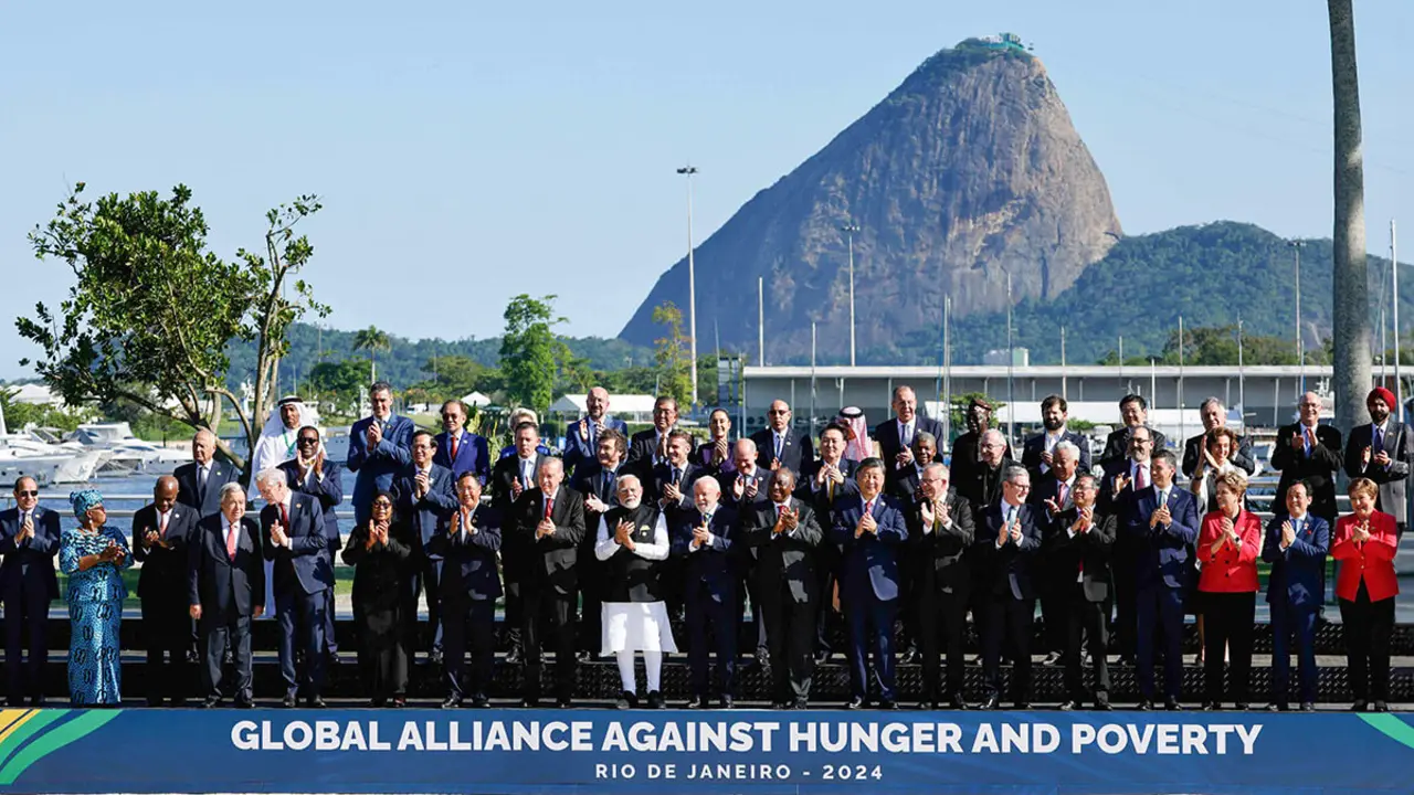 <p>Foto grupal después de la primera sesión de la Reunión de Líderes del G20 en Río de Janeiro, Brasil, el 18 de noviembre de 2024 - AFP/ LUDOVIC MARIN&nbsp;</p>
