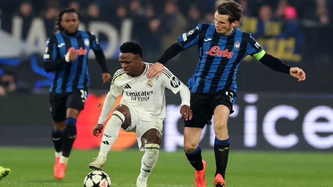 Vinicius en el partido entre Atalanta y Real Madrid en la Champions League - PHOTO/REUTERS/CLAUDIA GRECO