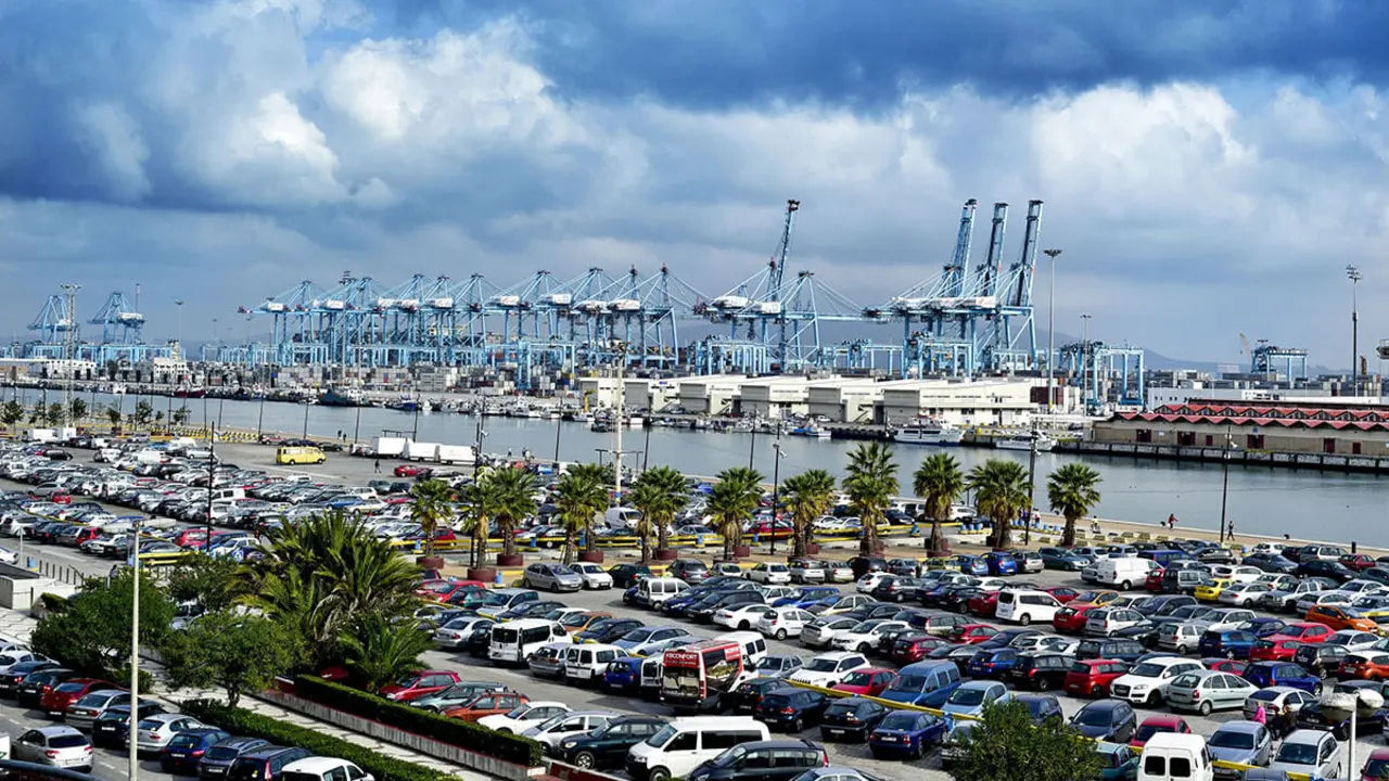 Puerto de Algeciras - <a href="https://depositphotos.com/es/?/">Depositphotos</a>