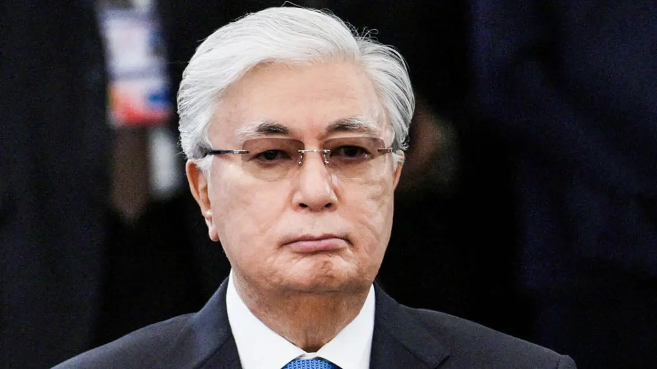 <p>El presidente kazajo, Kassym-Jomart Tokayev, asiste a una reunión informal de jefes de estado de la Comunidad de Estados Independientes en el complejo turístico Igora en la región de Leningrado, Rusia, el 25 de diciembre de 2024 - SPUTNIK/GAVRIIL GRIGOROV via REUTERS</p>
