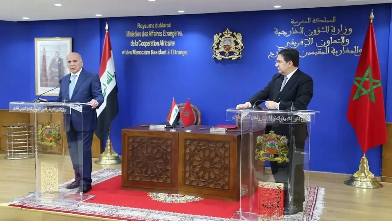 El vicepresidente del Consejo de Ministros y ministro de Asuntos Exteriores de Irak, Fuad Hussein, con el ministro de Asuntos Exteriores, Cooperación Africana y Marroquíes Residentes en el Extranjero, Nasser Bourita - PHOTO/@DiplomaciaM