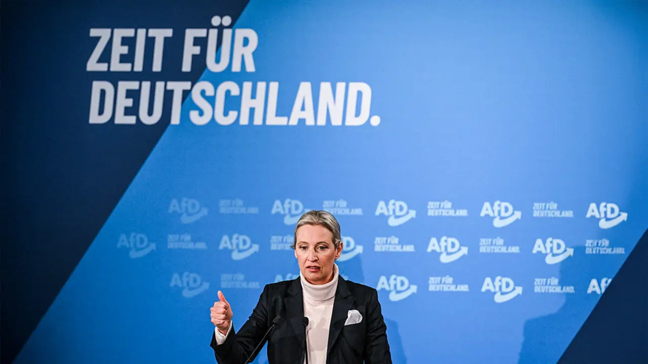 <p>La colíder del partido Alternativa para Alemania (AfD), Alice Weidel, habla durante una campaña electoral de la AfD en Heidenheim, Alemania, el 9 de febrero de 2025 - REUTERS/ANGELIKA WARMUTH&nbsp;</p>
