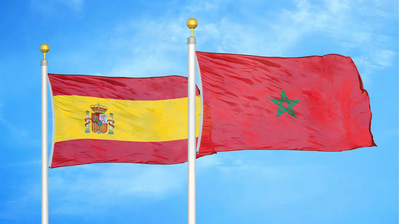 Bandera de Marruecos y España -&nbsp;<a href="https://depositphotos.com/es/?/">Depositphotos</a>