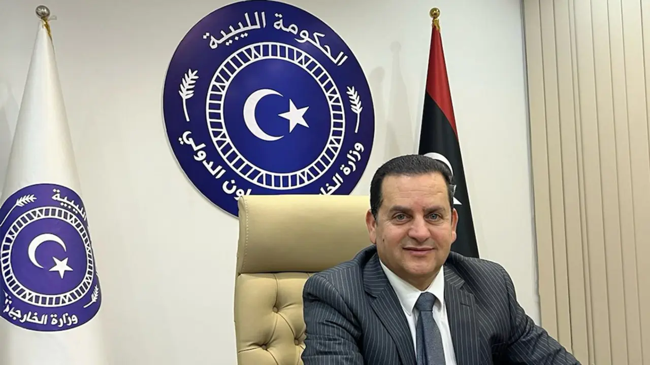 El ministro de Asuntos Exteriores libio, Abdul Hadi Al-Hawaij