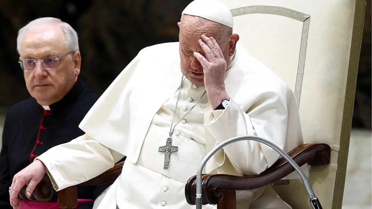 Fotografia de archivo, el Papa Francisco asiste a la audiencia general semanal, en el Aula Pablo VI del Vaticano, el 12 de febrero de 2025 - REUTERS/GUGLIELMO MANGIAPANE