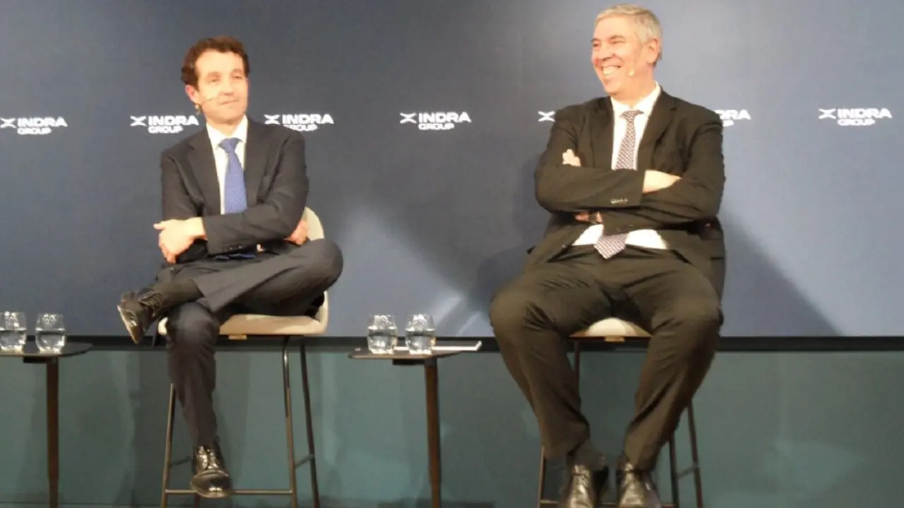 <p>La buena relación, sintonía y complicidad entre Ángel Escribano y José Vicente de los Mozos se ha puesto de manifiesto en la presentación de los buenos resultados económicos y operativos de Indra del ejercicio de 2024 -&nbsp;PHOTO/JPons&nbsp;</p>

<p>&nbsp;</p>
