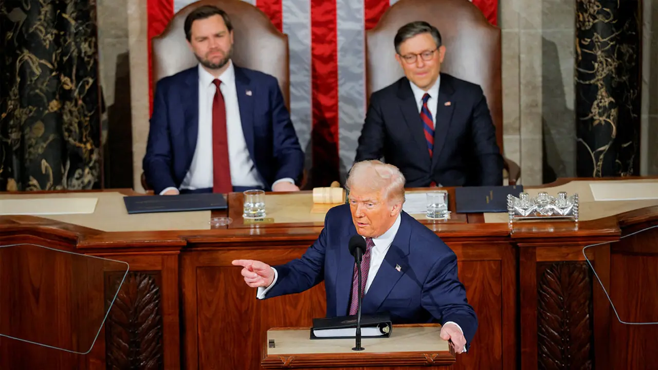 <p>El presidente de Estados Unidos, Donald Trump, pronuncia un discurso ante una sesión conjunta del Congreso, en la Cámara de Representantes del Capitolio de Estados Unidos en Washington, DC, Estados Unidos, el 4 de marzo de 2025 - REUTERS/BRIAN SNYDER&nbsp;</p>
